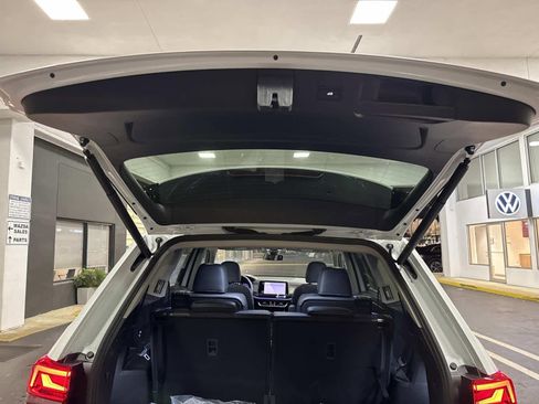New 2026 Volkswagen Atlas SEL AWD/4WD image 12