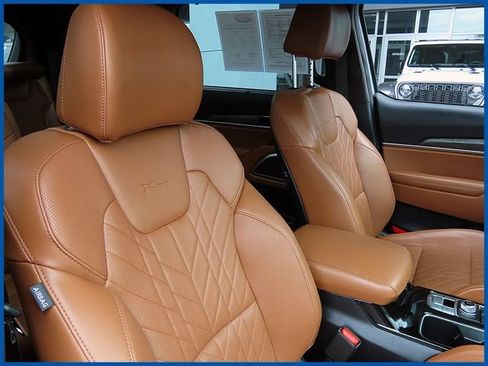 Used 2025 Kia Telluride SX Prestige X-Pro AWD/4WD image 9