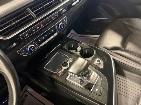 Used 2017 Audi Q7 3.0T Premium Plus image 32