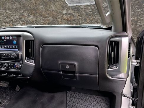 Used 2019 Chevrolet Silverado 1500 LT w/ All Star Edition image 14