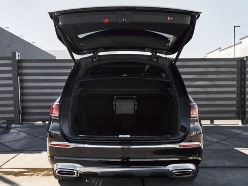 Used 2021 Mercedes-Benz Maybach GLS 600 Maybach GLS 600 image 17