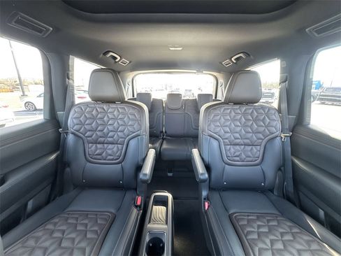 New 2026 Nissan Armada Platinum Reserve image 23