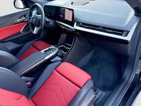 Used 2025 BMW X1 xDrive28i w/ Convenience Package image 14