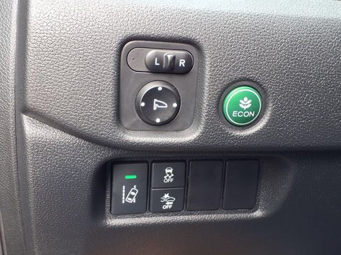 Used 2017 Honda Pilot EX-L image 24