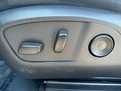 Used 2024 Honda Prologue EX image 14