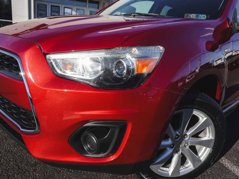 Used 2015 Mitsubishi Outlander Sport ES image 40