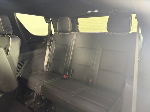 Used 2024 Chevrolet Tahoe Premier image 11