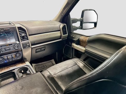 Used 2019 Ford F250 Lariat AWD/4WD image 23