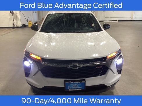 Used 2024 Chevrolet Trax RS image 10