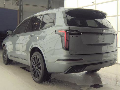 Used 2024 Cadillac XT6 Sport w/ LPO, Onyx Lite Package AWD/4WD image 8