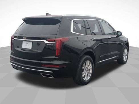 Used 2025 Cadillac XT6 Luxury image 5
