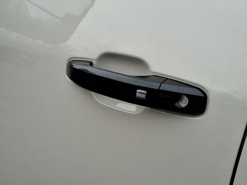 New 2026 Chevrolet Silverado 2500 ZR2 image 16