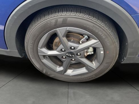 Used 2025 Kia K4 FWD image 19