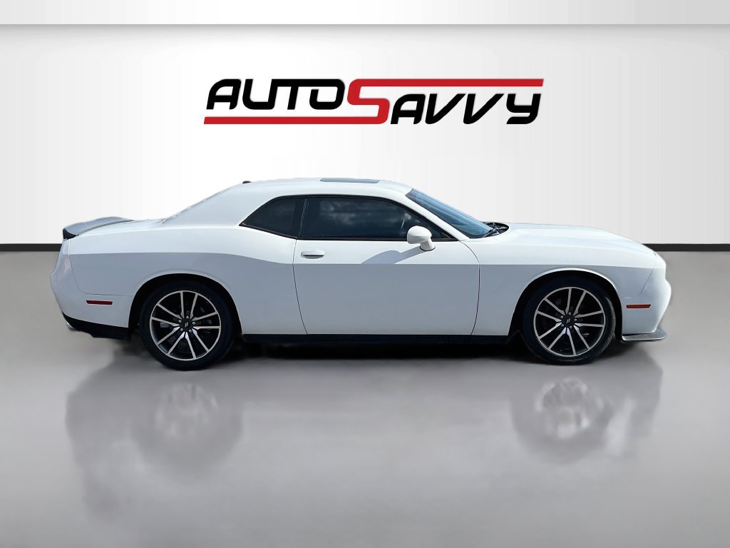 Used 2023 Dodge Challenger R/T RWD image 8