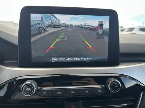 Used 2020 Ford Escape SEL image 13