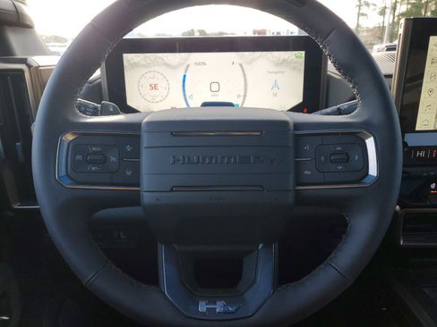 New 2025 GMC Hummer EV 3X w/ Extreme Off-Road Package image 23