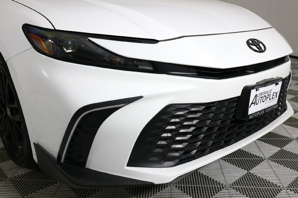 Used 2025 Toyota Camry SE w/ Convenience Package FWD image 36