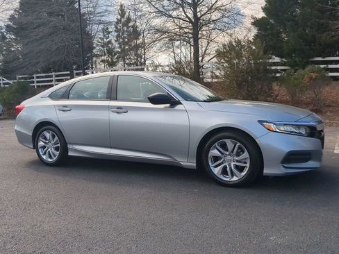 Used 2020 Honda Accord LX image 2