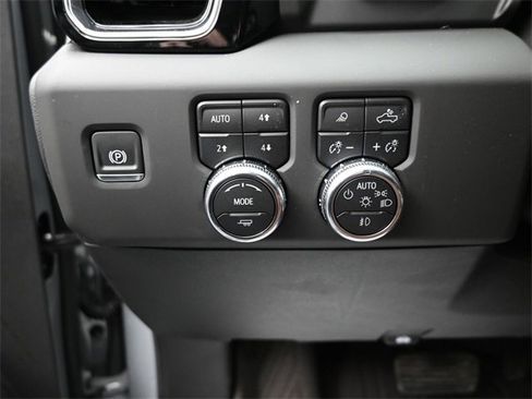 Used 2025 GMC Sierra 1500 Denali Ultimate image 11