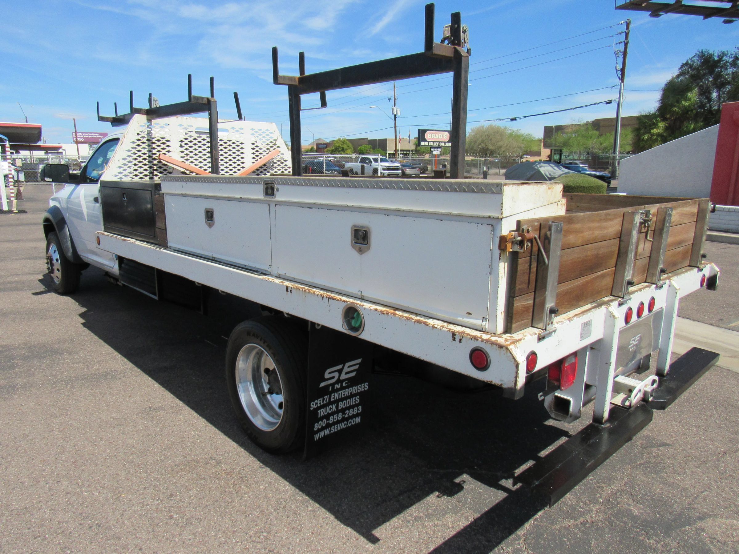 Used 2016 RAM 5500 Tradesman w/ Power & Remote Entry Group RWD image 8