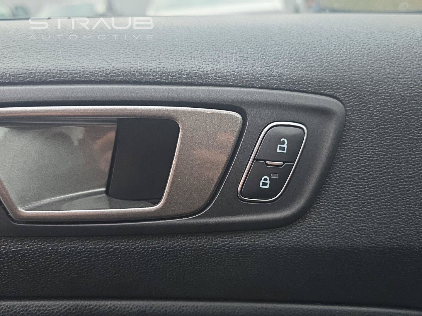 Used 2021 Ford EcoSport SE FWD image 22
