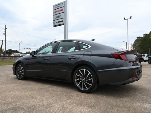 Used 2023 Hyundai Sonata Limited w/ Cargo Package image 2