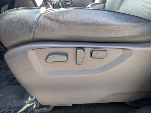 Used 2023 Nissan Armada SL w/ Midnight Edition Package image 21