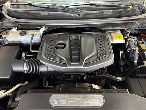 Used 2024 Jeep Wagoneer Series III AWD/4WD image 22