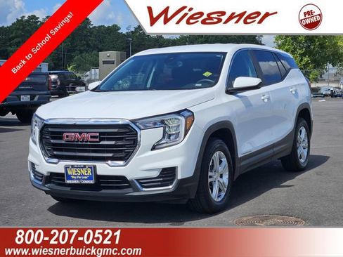 Used 2024 GMC Terrain SLE AWD/4WD image 1