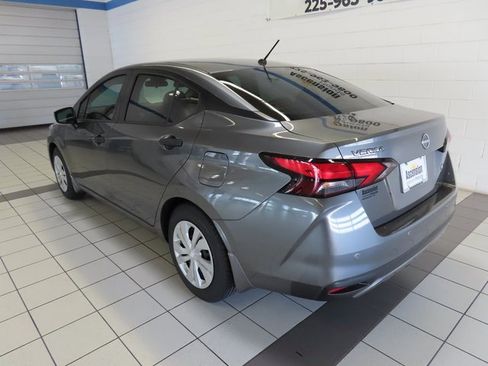 Used 2023 Nissan Versa S image 11