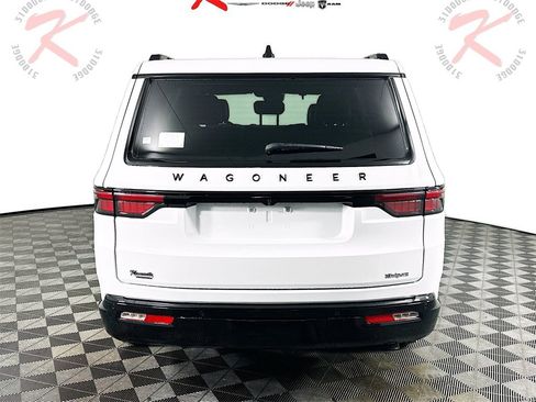 New 2025 Jeep Wagoneer Series II image 6