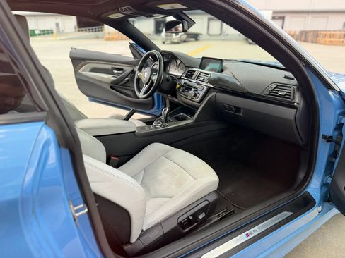 Used 2015 BMW M4 Coupe RWD image 27