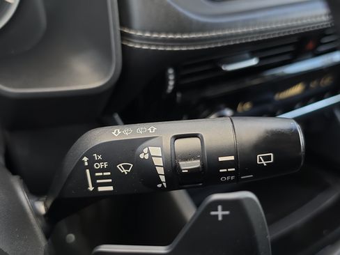 Used 2021 Nissan Rogue SV w/ Premium Package FWD image 23