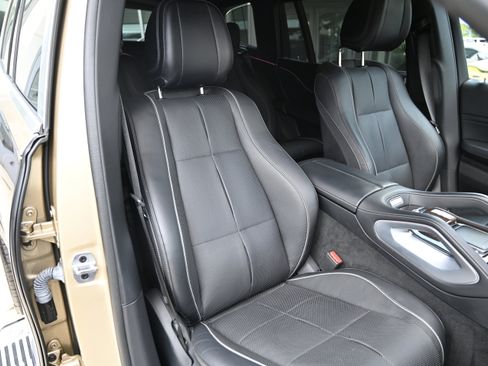 Used 2023 Mercedes-Benz Maybach GLS 600 4MATIC image 65