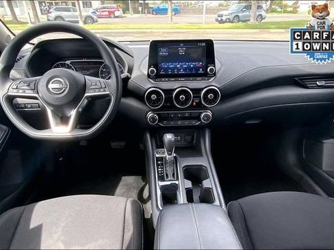 Used 2025 Nissan Sentra SV FWD image 14