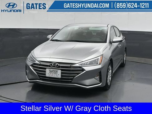 Used 2020 Hyundai Elantra SE FWD image 5