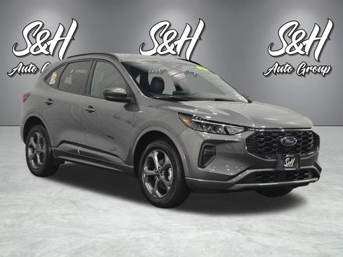 Used 2023 Ford Escape ST-Line AWD/4WD image 2