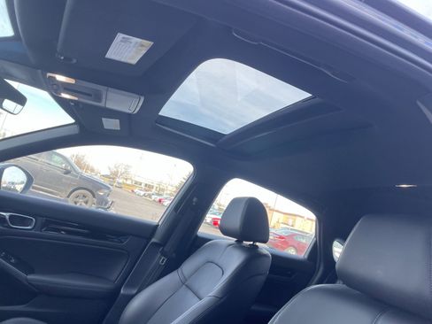 Certified 2024 Honda Civic Sport Touring image 5