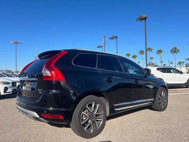 Used 2017 Volvo XC60 T6 Dynamic w/ Preferred Option Package AWD/4WD image 3
