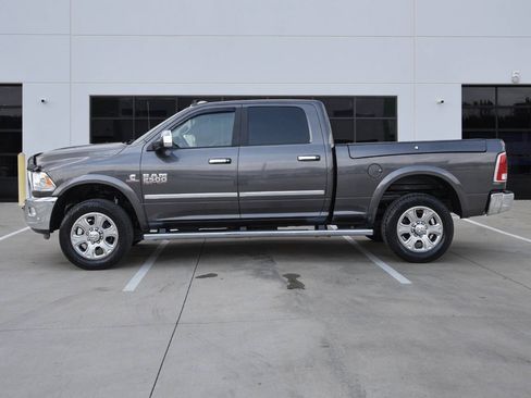 Used 2018 RAM 2500 Laramie w/ Convenience Group AWD/4WD image 5
