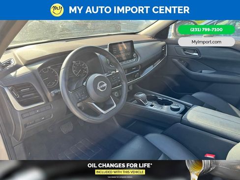 Used 2023 Nissan Rogue SL AWD/4WD image 10