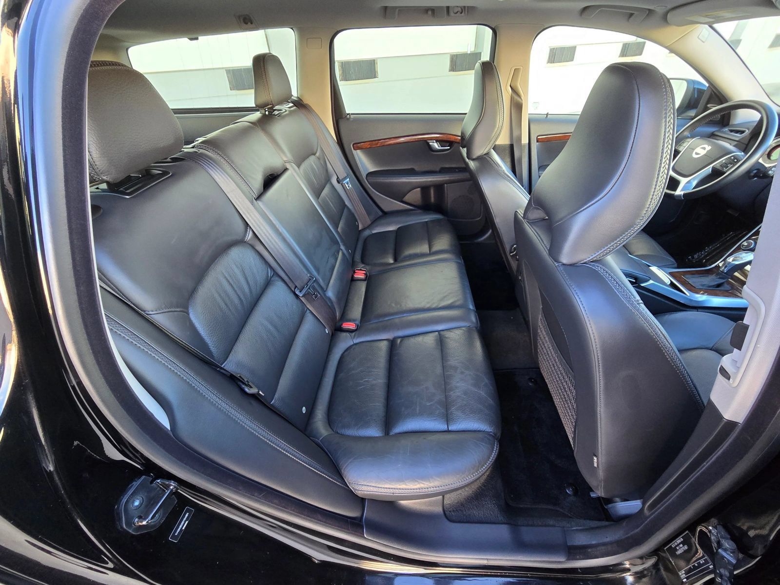 Used 2013 Volvo XC70 3.2 AWD/4WD image 18