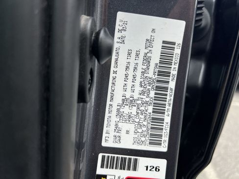 Used 2021 Toyota Tacoma SR5 AWD/4WD image 24