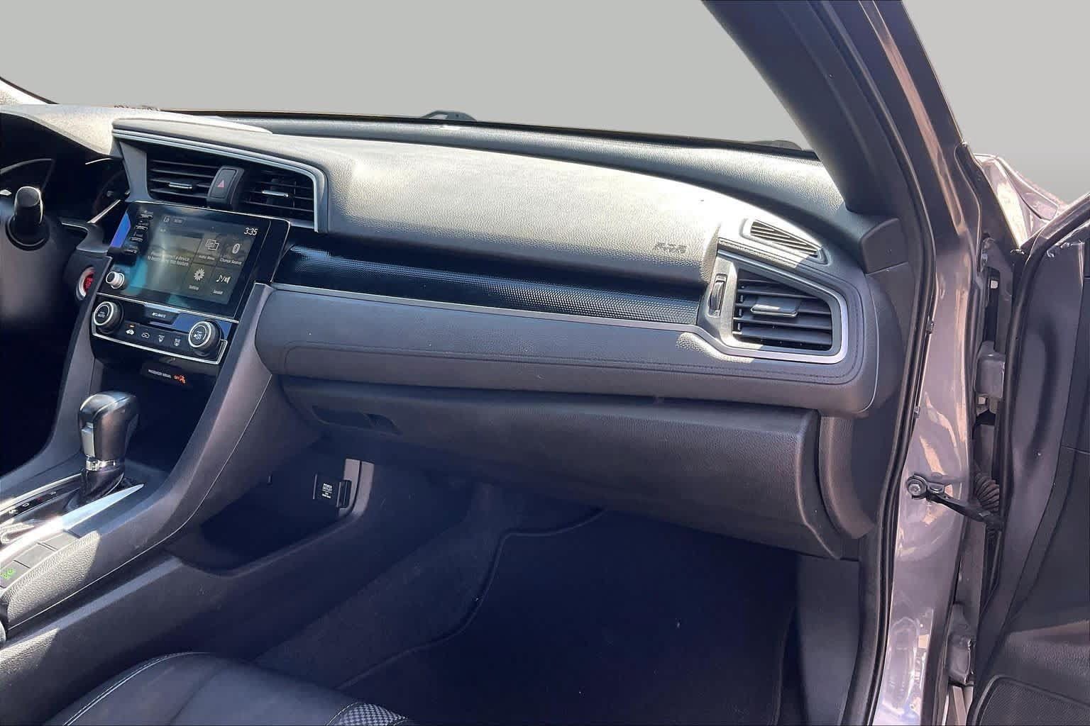 Used 2020 Honda Civic Sport image 17