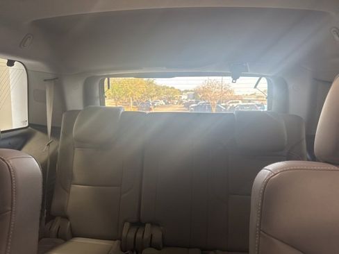 Used 2016 Chevrolet Tahoe LT w/ LT Signature Package image 18