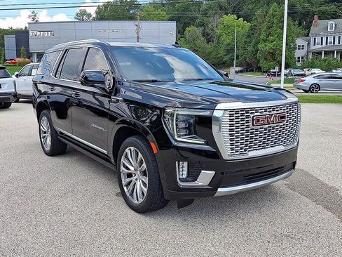 Used 2023 GMC Yukon Denali AWD/4WD image 2