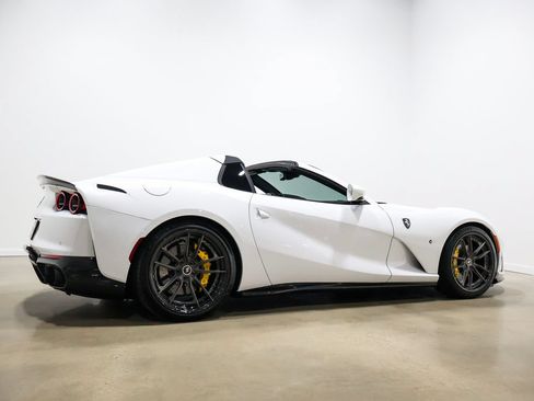 Used 2022 Ferrari 812 GTS RWD image 85