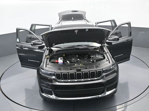 New 2025 Jeep Grand Cherokee L Limited image 67