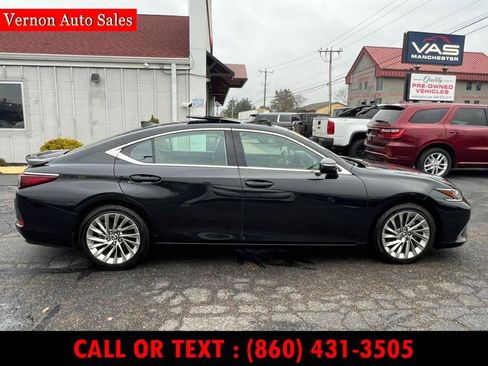 Used 2023 Lexus ES 350 w/ Luxury Package image 5
