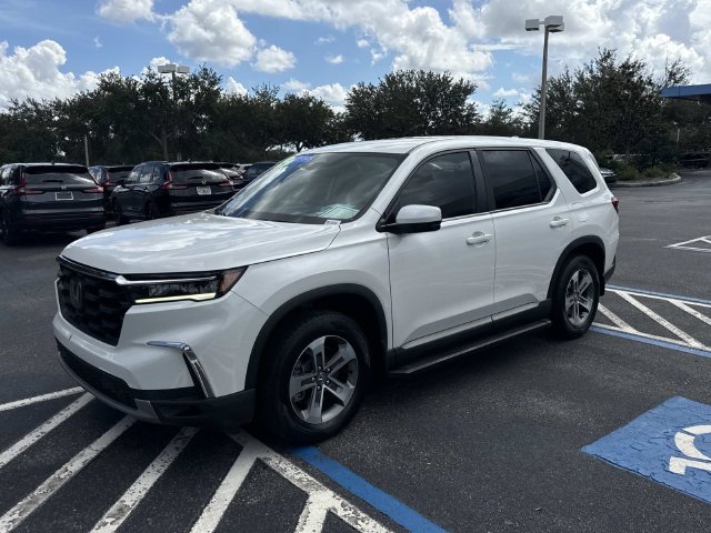 Certified 2025 Honda Pilot EX-L image 8